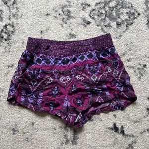 Express bohemian pink purple print multicolored soft summer shorts w/ pockets S